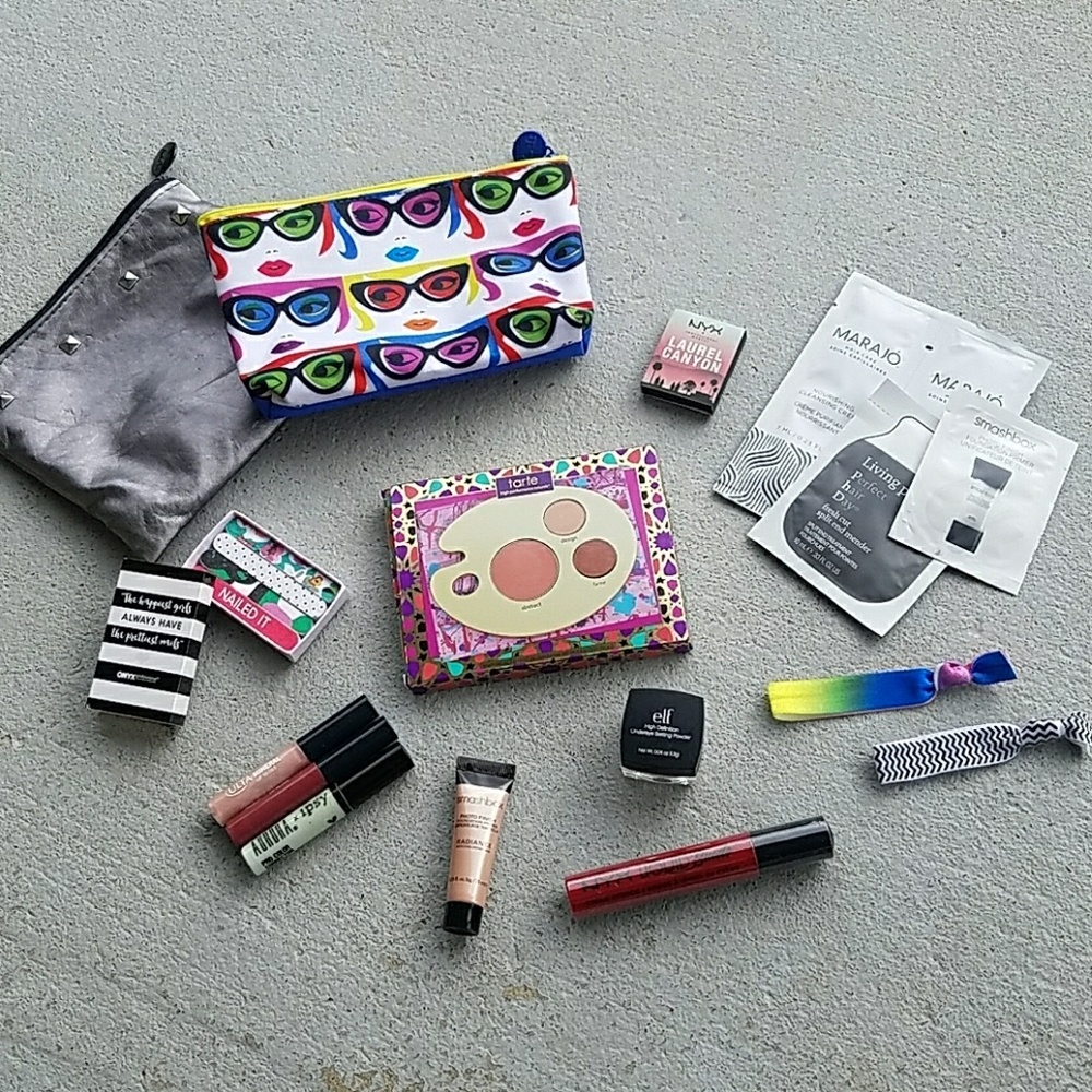 Makeup Bundle 💙